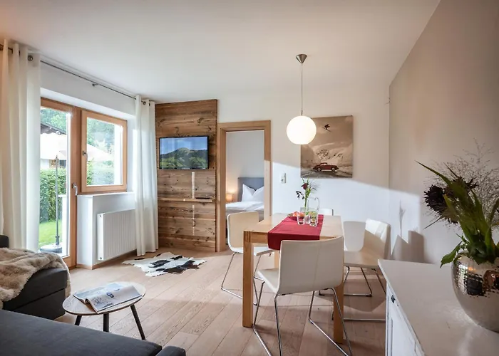 Appartementhaus Schubert * ヴェステンドルフ